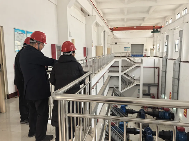 索凌电气新春慰问送关怀,节前安全督导保平安